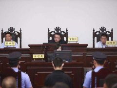 上海律師：信用卡透支，一審獲刑，再審無罪
